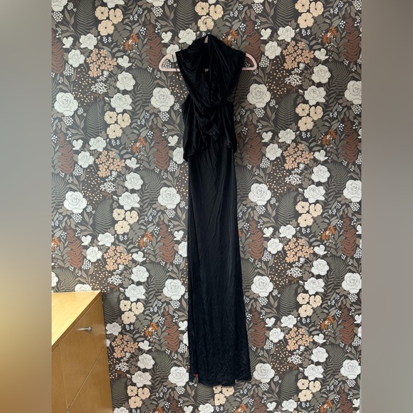NWT Saint Laurent Hooded Crepe Dress in Noir size 34 / US 2 - Picture 5 of 14